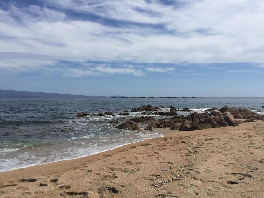 F2 Vue Mer Dans Residence Avec Piscine Ajaccio  Extérieur photo