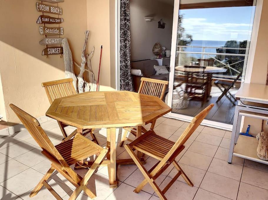 F2 Vue Mer Dans Residence Avec Piscine Ajaccio  Extérieur photo